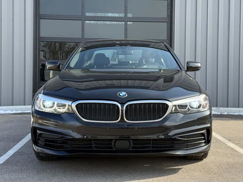 Used 2019 BMW 540i image 2