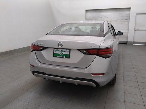 Used 2021 Nissan Sentra SV FWD image 7