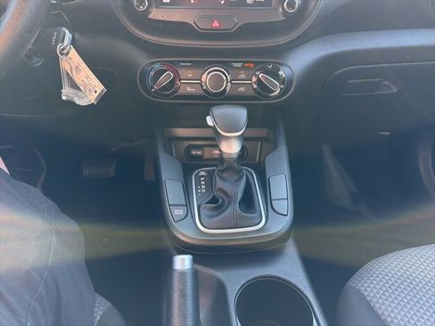Certified 2023 Kia Soul LX FWD image 19