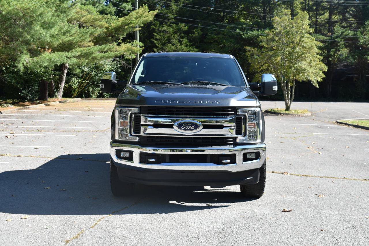 Used 2018 Ford F250 XLT w/ XLT Premium Package AWD/4WD image 11