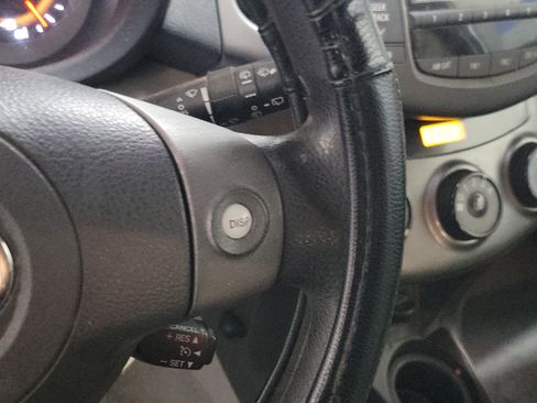 Used 2009 Toyota RAV4 4WD image 25