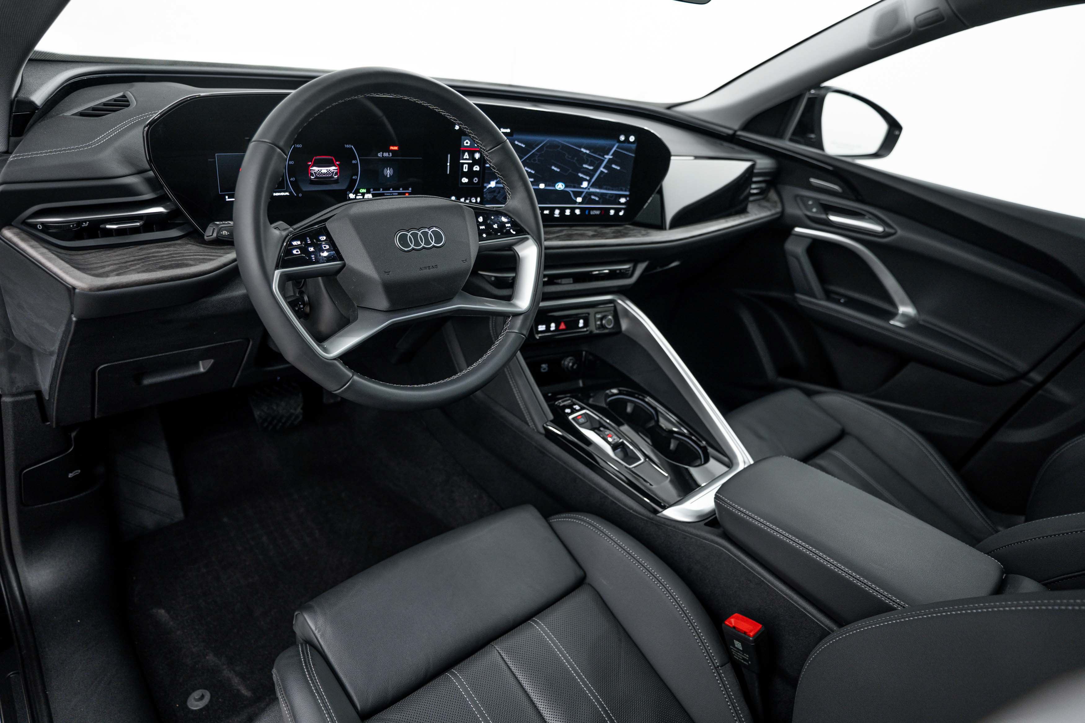 Used 2025 Audi Q5 Premium AWD/4WD image 9