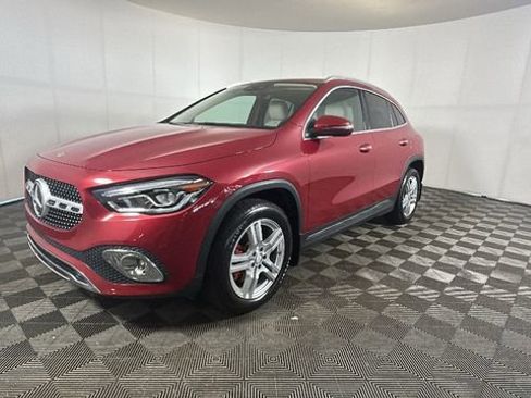Used 2021 Mercedes-Benz GLA 250 4MATIC image 7