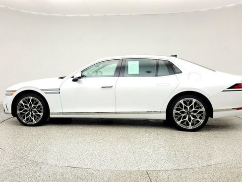 Used 2023 Genesis G90 3.5T AWD/4WD image 8