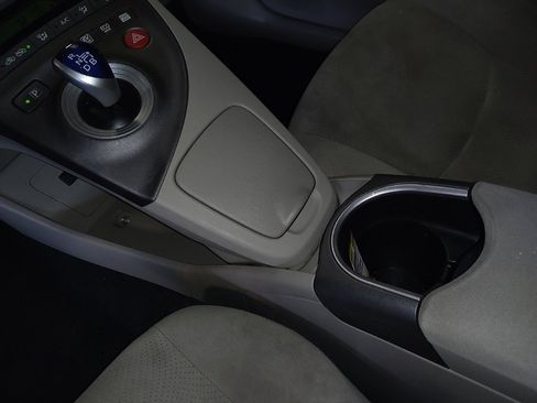 Used 2015 Toyota Prius Four image 26