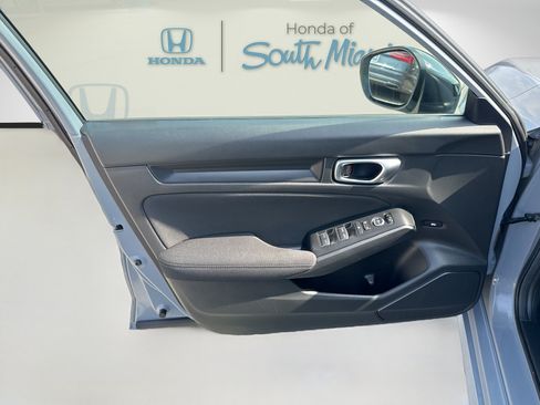 Used 2024 Honda Civic Sport image 17