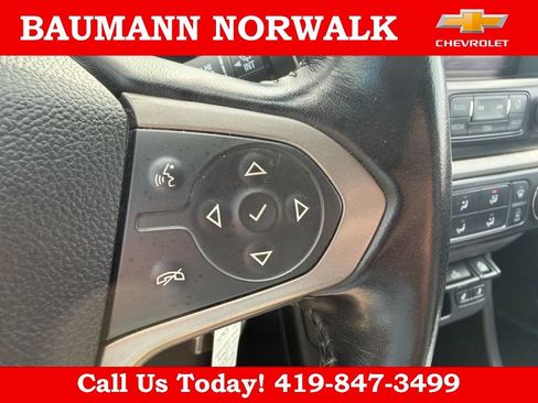 Used 2017 Chevrolet Colorado Z71 AWD/4WD image 23