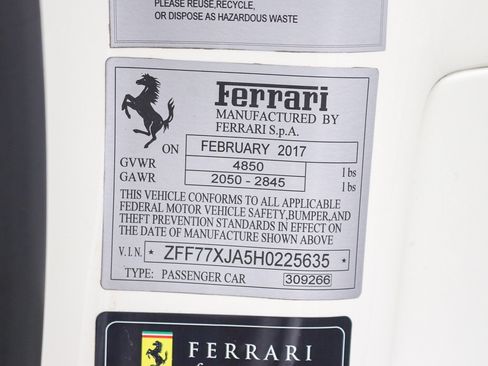 Used 2017 Ferrari California T RWD image 48