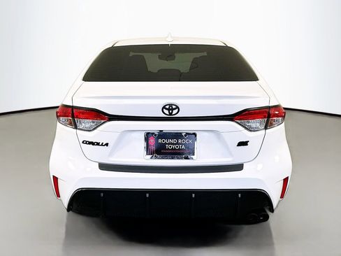 Used 2025 Toyota Corolla SE image 4
