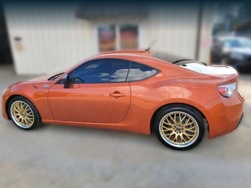 Used 2013 Scion FR-S RWD image 8