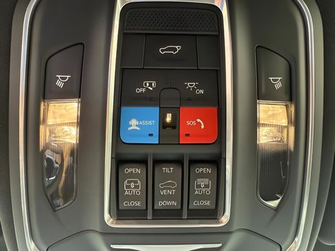 New 2026 Jeep Grand Wagoneer Limited AWD/4WD image 28