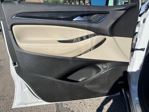 Used 2021 Buick Enclave Essence w/ Sound and Sites Package image 13