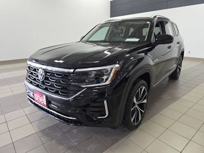 Used 2024 Volkswagen Atlas SEL Premium R-Line