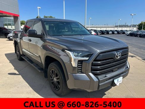 Used 2023 Toyota Tundra SR5 w/ SR5 Convenience Package AWD/4WD image 4