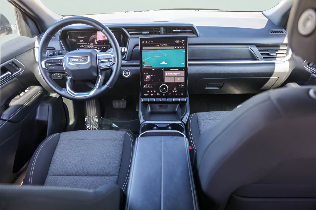 Used 2025 GMC Terrain Elevation FWD image 26