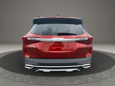 Used 2023 Kia Seltos S AWD/4WD image 6