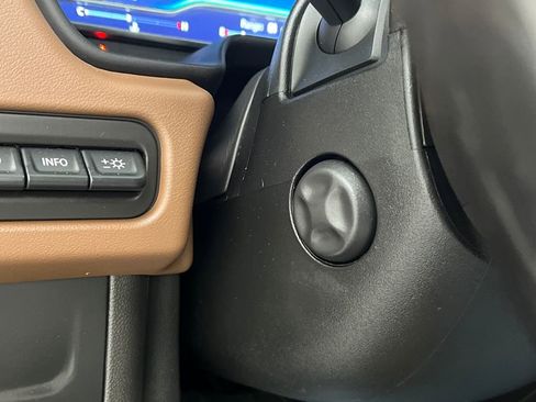 Used 2022 Chevrolet Tahoe High Country image 49