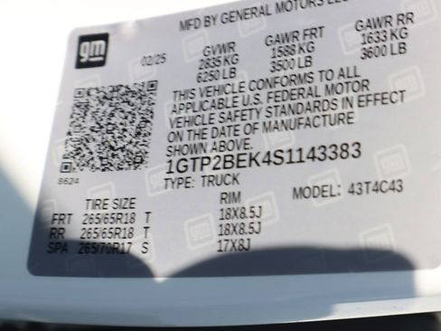 New 2025 GMC Canyon Elevation w/ Convenience Package image 17