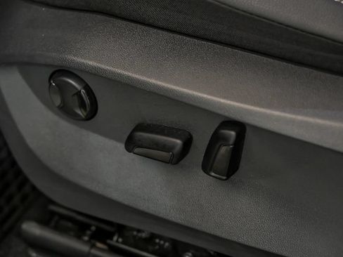 Certified 2023 Volkswagen Tiguan SE AWD/4WD image 16
