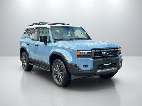 Used 2024 Toyota Land Cruiser image 3