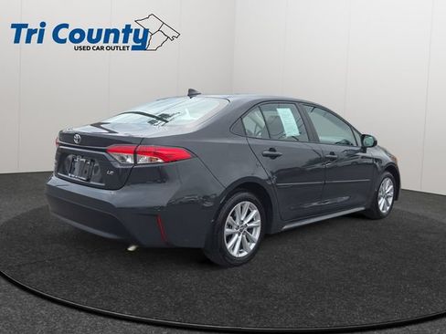 Certified 2025 Toyota Corolla LE w/ LE Premium Package FWD image 7