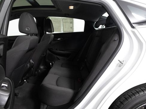 Used 2023 Chevrolet Malibu LT image 37