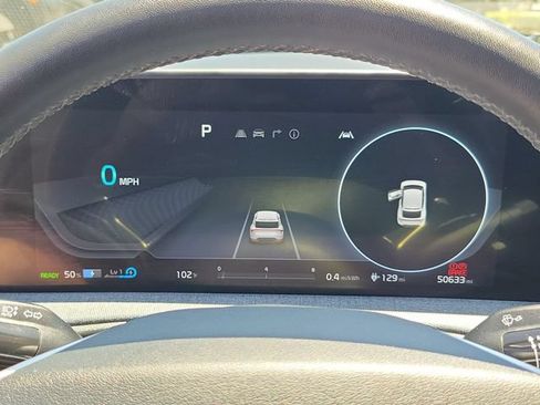 Used 2022 Kia EV6 Wind RWD image 9