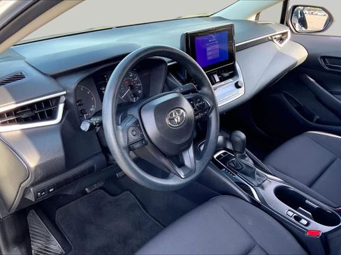 Used 2024 Toyota Corolla LE FWD image 17