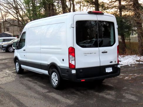 Used 2018 Ford Transit 150 T-150 148 Med Rf 8600 GVWR Sl image 4