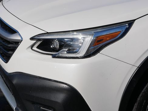 Used 2020 Subaru Outback Touring XT image 16