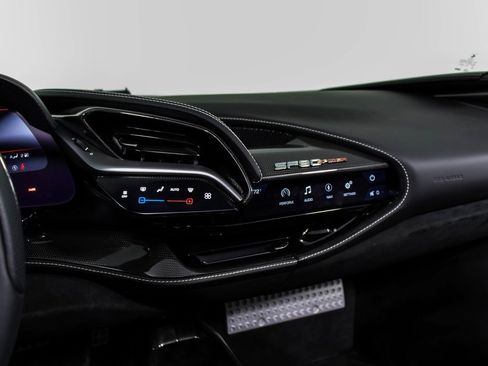 Certified 2022 Ferrari SF90 Spider image 43