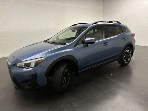 Used 2023 Subaru Crosstrek 2.5i Limited AWD/4WD image 4