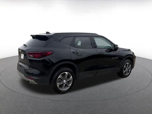 Used 2024 Chevrolet Blazer LT AWD/4WD image 14