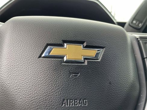 Used 2025 Chevrolet Silverado 1500 LT image 30