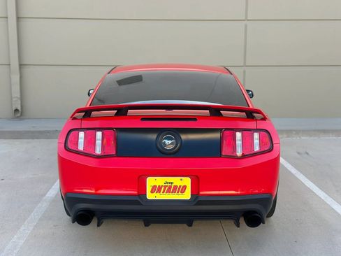Used 2012 Ford Mustang GT Premium RWD image 8