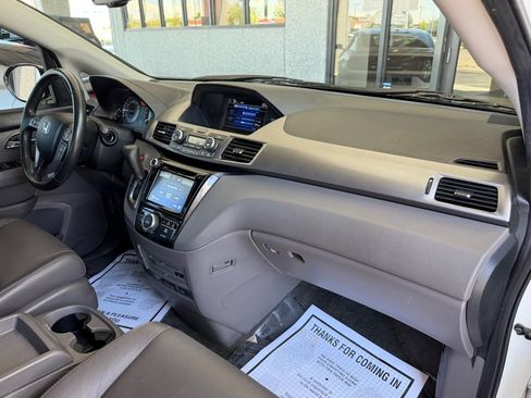 Used 2016 Honda Odyssey Touring Elite image 37