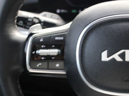 Certified 2025 Kia Sorento SX Prestige image 21