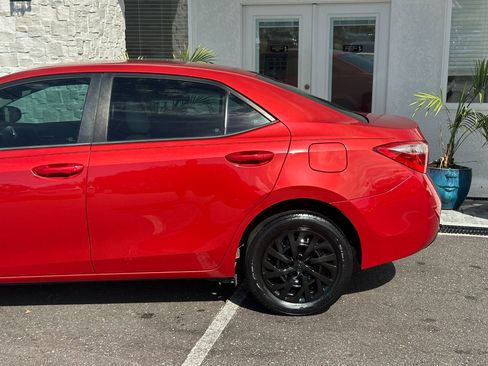 Used 2018 Toyota Corolla LE image 10