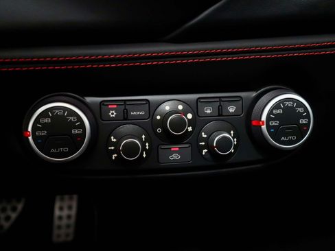 Used 2019 Ferrari 488 Spider RWD image 32