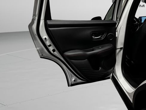 Certified 2025 Acura ADX A-Spec image 39