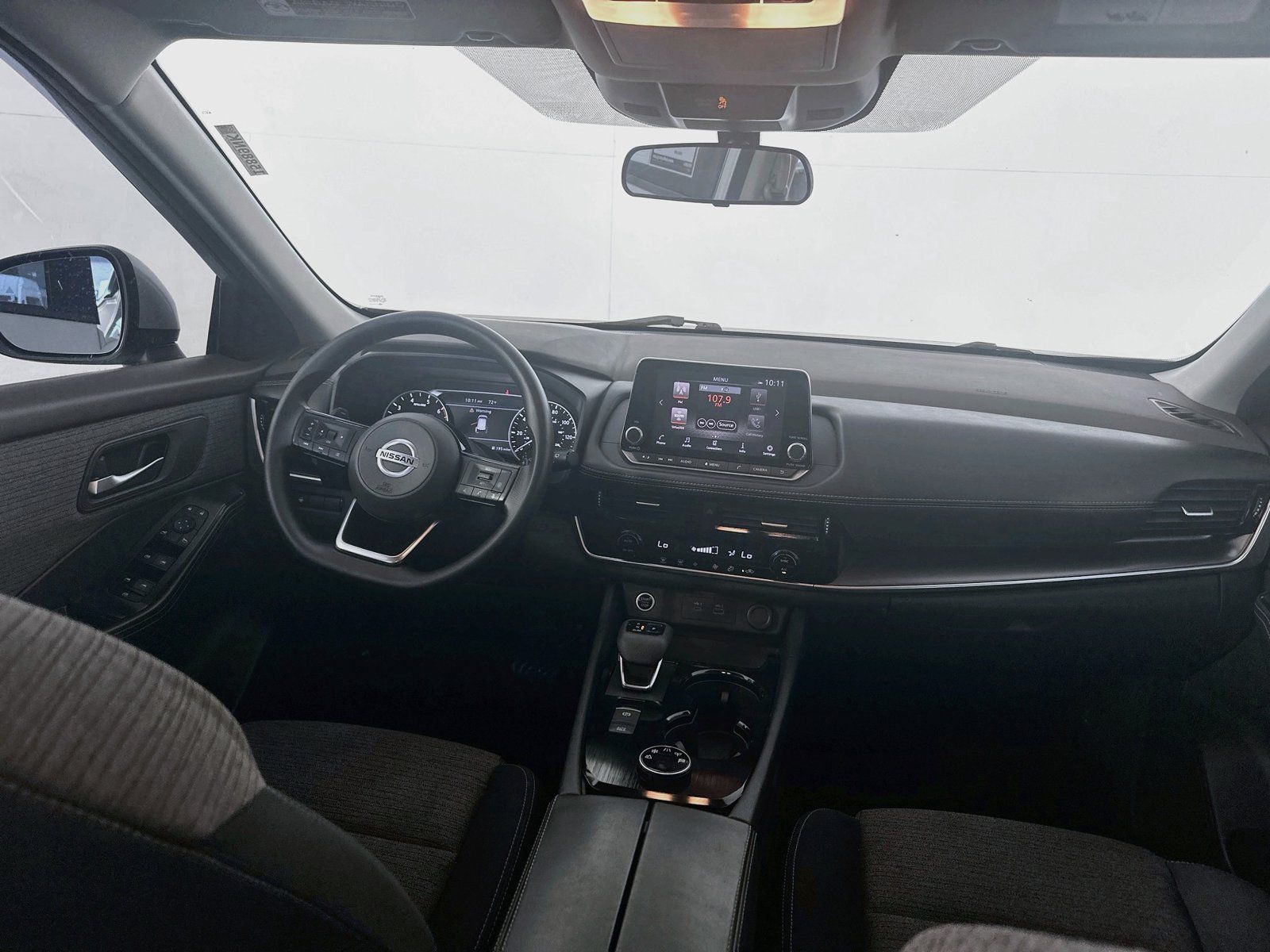Used 2021 Nissan Rogue SV AWD/4WD image 21