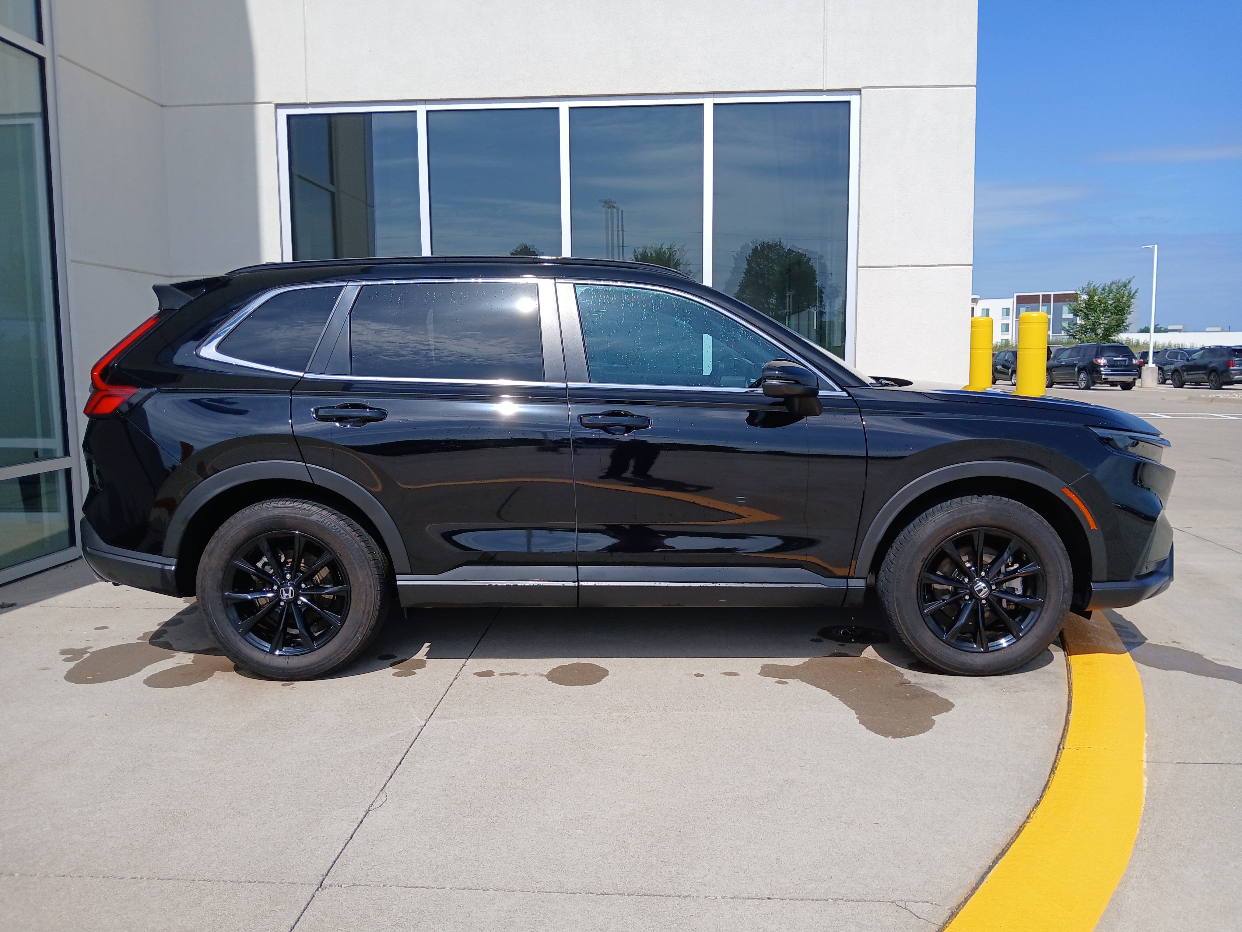 Used 2025 Honda CR-V Sport-L image 6
