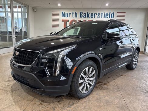 Used 2020 Cadillac XT4 Sport image 1