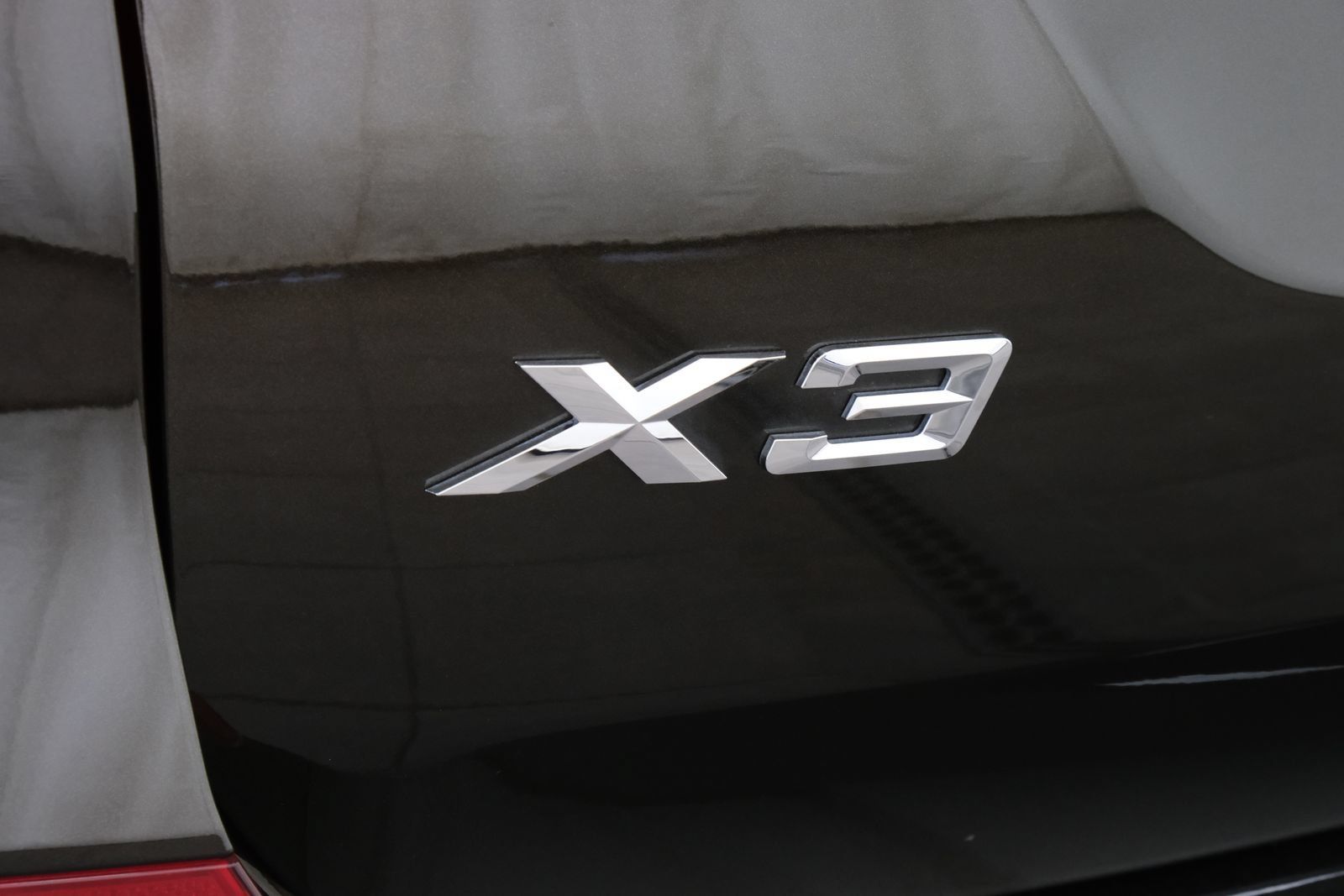 Used 2020 BMW X3 xDrive30i w/ Premium Package AWD/4WD image 5