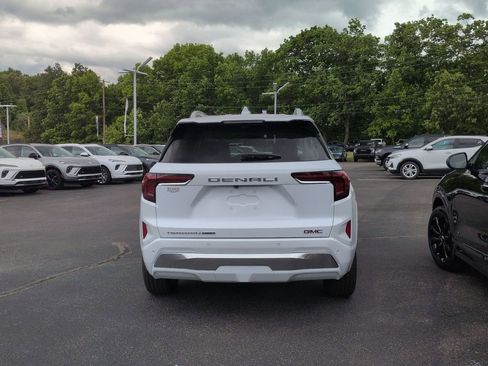 New 2026 GMC Terrain Denali w/ LPO, Floor Liner Package AWD/4WD image 6
