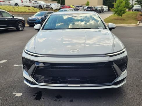 New 2025 Hyundai Sonata SEL image 2