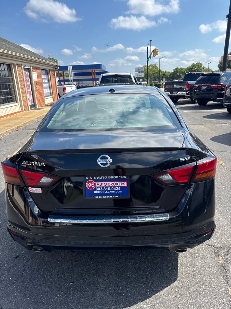 Used 2021 Nissan Altima 2.5 SV FWD image 5