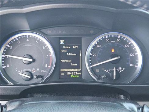 Used 2019 Toyota Highlander Limited image 11