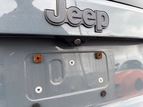 Used 2017 Jeep Renegade Trailhawk w/ Trailer Tow Group AWD/4WD image 42