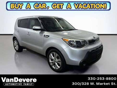 Used 2015 Kia Soul + FWD image 1